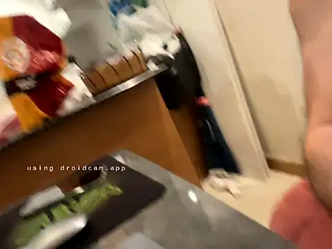 Snapshot of alykemylove01 chatting on 03/18/25, 11:31 alykemylove01 online show from 03/18/25, 11:31