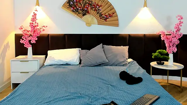 Snapshot of Amber_Rogers chatting on 02/22/25, 03:03 Amber Rogers online show from 02/22/25, 03:03