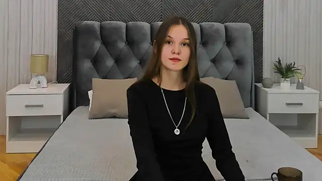 Snapshot of Amber_Rogers chatting on 03/03/25, 08:21 Amber Rogers online show from 03/03/25, 08:21