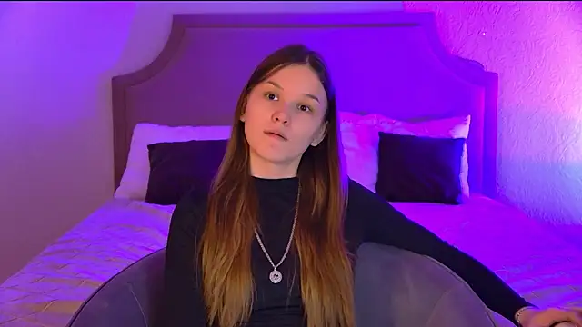 Snapshot of Amber_Rogers chatting on 03/22/25, 02:36 Amber Rogers online show from 03/22/25, 02:36