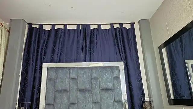 Effie cooper online show from 10/05/25, 05:00