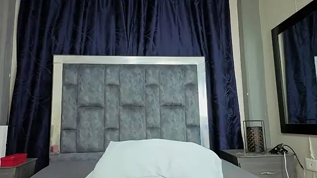 Effie cooper online show from 11/06/25, 07:04