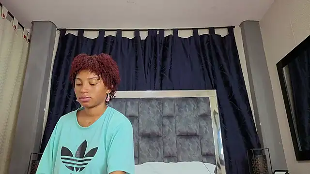 Effie cooper online show from 11/11/25, 03:01