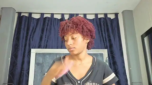 Effie cooper online show from 11/14/25, 08:07