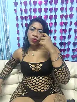 Snapshot of Tocameamor chatting on 02/27/25, 01:16 Tocameamor online show from 02/27/25, 01:16