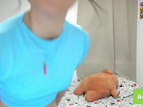 xoxo kiitty online show from 11/25/25, 01:16