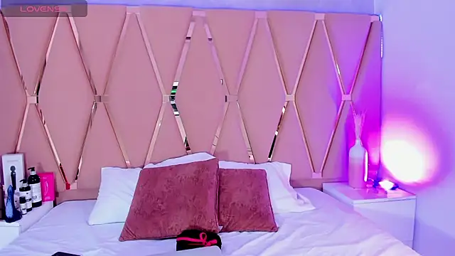 Emily Black1 online show from 10/11/25, 02:55