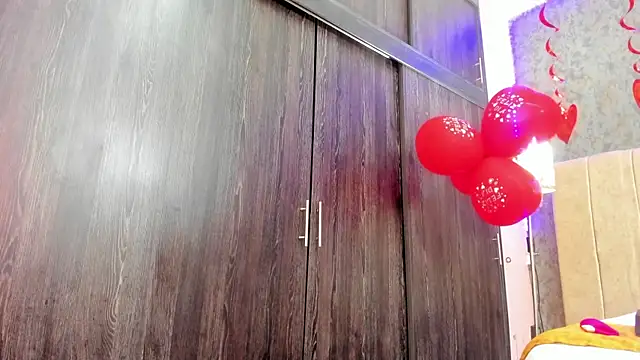 Snapshot of ava-am chatting on 09/29/25, 01:22 ava-am online show from 09/29/25, 01:22