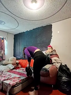 krolay16 online show from 10/13/25, 02:28