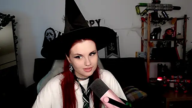 Della Ideal online show from 11/02/25, 04:42