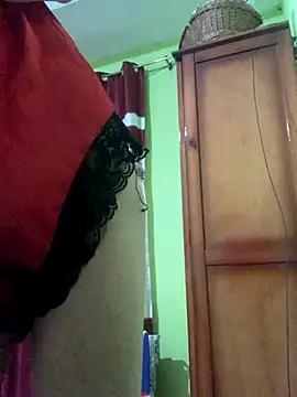 Femboylili online show from 11/23/25, 10:42