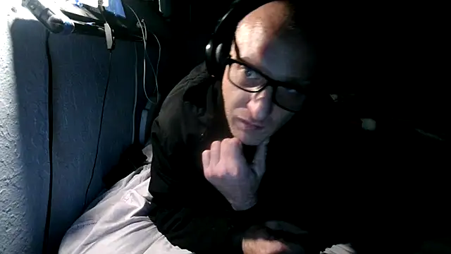 PornStro921 online show from 10/30/25, 08:20