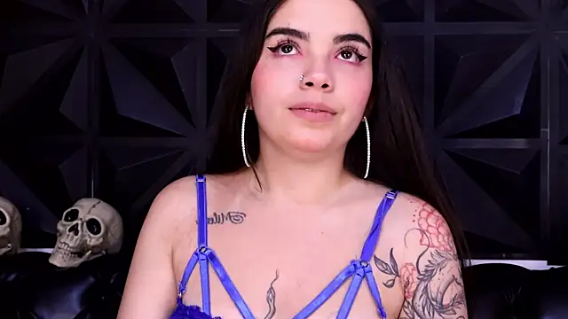 DaphneGlas online show from 10/21/25, 01:01