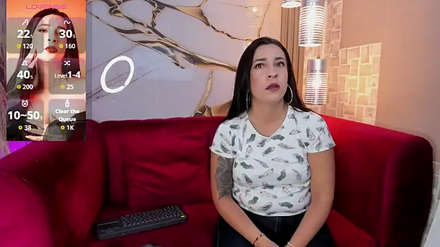 Bella williamss  online show from 10/20/25, 07:36