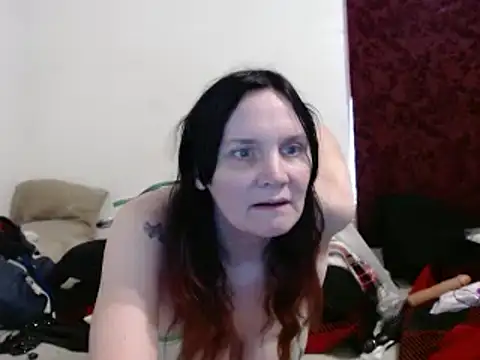 Hotmodel1984 online show from 12/04/24, 09:24