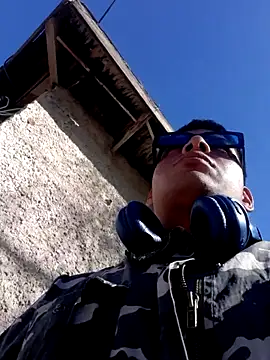 Elcabezhupas97 online show from 10/29/25, 09:38