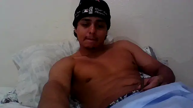 Snapshot of losangelesonnyd chatting on 10/04/25, 07:34 losangelesonnyd online show from 10/04/25, 07:34