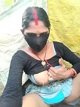 Snapshot of Chhavi_Chadha chatting on 09/14/25, 12:37 Chhavi Chadha online show from 09/14/25, 12:37