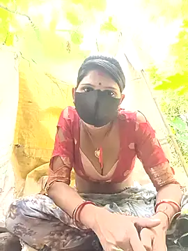 Snapshot of Chhavi_Chadha chatting on 09/23/25, 06:05 Chhavi Chadha online show from 09/23/25, 06:05