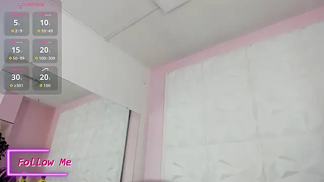 Valeriagomez  online show from 10/23/25, 12:04