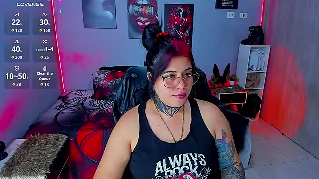 Veronika metal online show from 09/14/25, 03:27