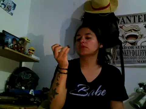 Snapshot of Escarcha-blue chatting on 03/03/25, 04:03 Escarcha-blue online show from 03/03/25, 04:03