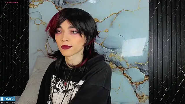 MaeveKuro online show from 10/17/25, 03:20