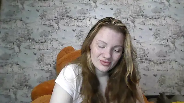 Snapshot of Eveline_May chatting on 11/12/25, 05:24 Eveline May online show from 11/12/25, 05:24