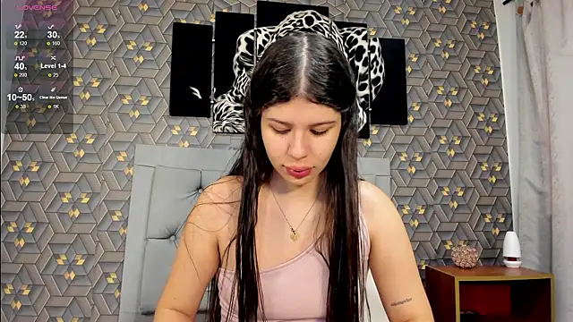 Snapshot of Nicolane_Palmer chatting on 03/08/25, 01:14 Nicolane Palmer online show from 03/08/25, 01:14
