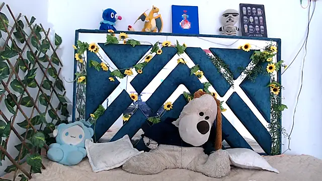 charly  evans online show from 10/17/25, 04:31