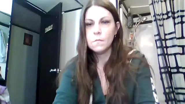 Snapshot of mrstoxox4594 chatting on 02/26/25, 12:03 mrstoxox4594 online show from 02/26/25, 12:03