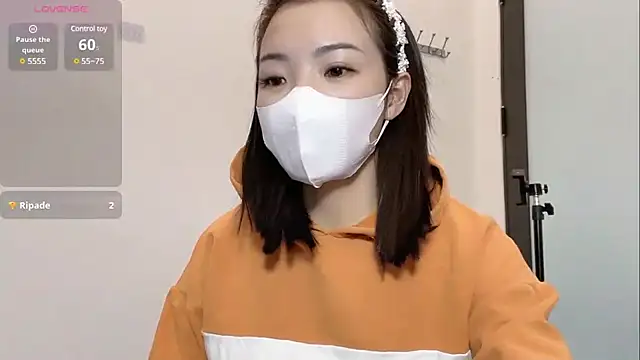 Snapshot of shishi_101 chatting on 02/26/25, 06:37 shishi 101 online show from 02/26/25, 06:37