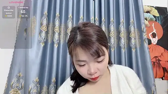 Snapshot of shishi_101 chatting on 03/07/25, 02:15 shishi 101 online show from 03/07/25, 02:15