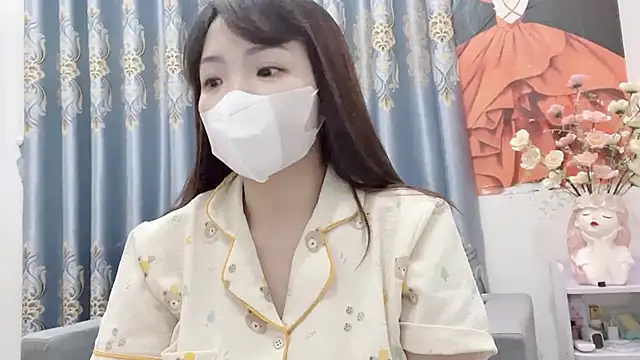 Snapshot of shishi_101 chatting on 10/05/25, 07:28 shishi 101 online show from 10/05/25, 07:28