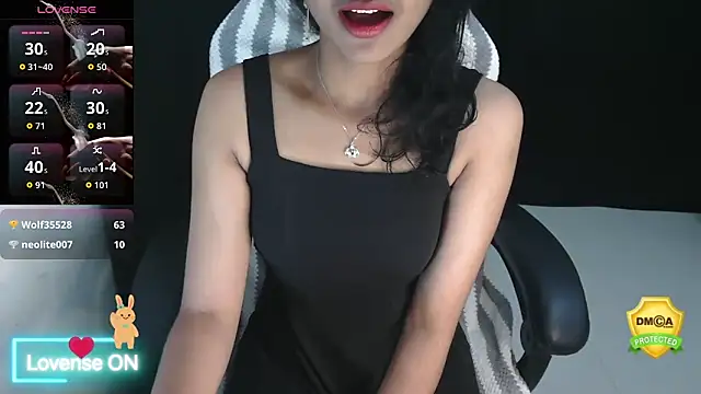 fullmoan online show from 10/18/25, 05:10