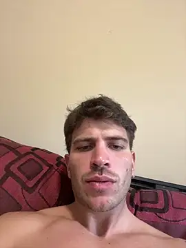 Snapshot of shuki0101 chatting on 03/14/25, 07:01 shuki0101 online show from 03/14/25, 07:01