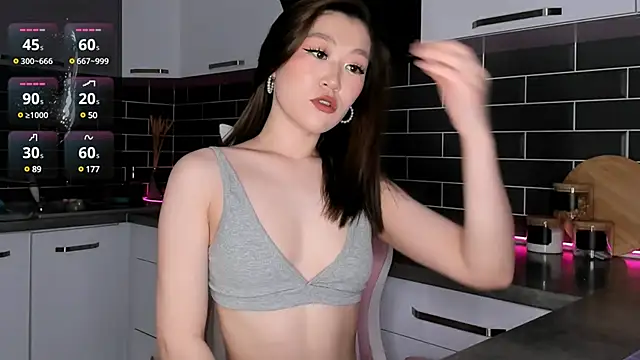Snapshot of ShaiyaMinn3 chatting on 03/16/25, 01:49 ShaiyaMinn3 online show from 03/16/25, 01:49