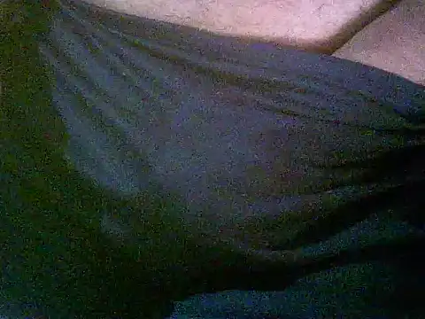 Snapshot of EroticMonster chatting on 09/22/25, 01:57 EroticMonster online show from 09/22/25, 01:57