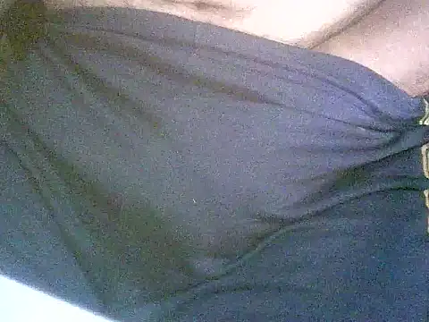 Snapshot of EroticMonster chatting on 09/23/25, 06:33 EroticMonster online show from 09/23/25, 06:33