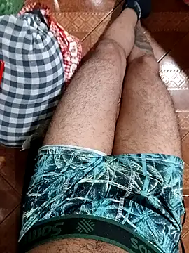 Poptrezegostoso online show from 10/21/25, 11:27