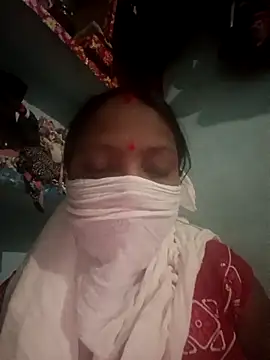 Devi Chatterjee online show from 03/08/25, 03:35