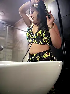 Mila LS online show from 10/21/25, 01:01