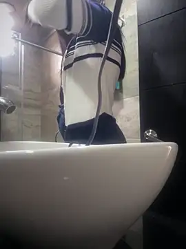 Mila LS online show from 10/25/25, 01:18