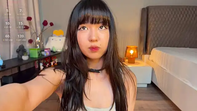 melana love online show from 10/26/25, 12:11