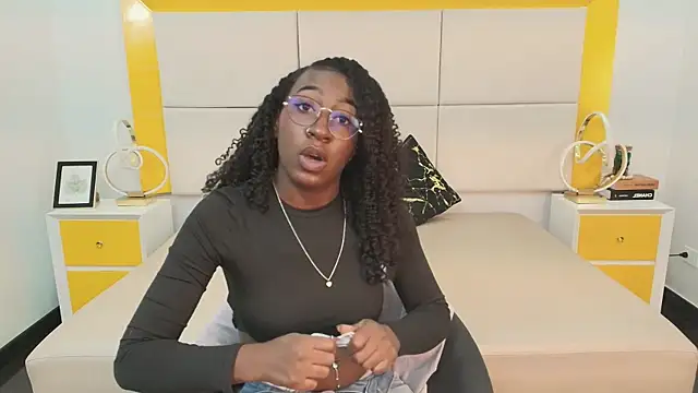 Qeen blackk online show from 10/23/25, 08:07