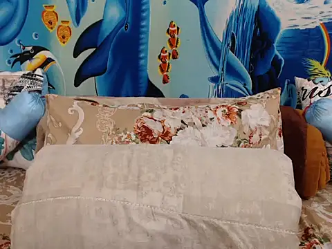 Snapshot of ChocolateClit chatting on 10/09/25, 04:49 ChocolateClit online show from 10/09/25, 04:49