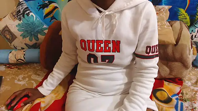 Snapshot of ChocolateClit chatting on 10/20/25, 05:24 ChocolateClit online show from 10/20/25, 05:24