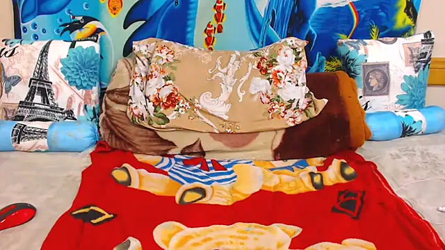 Snapshot of ChocolateClit chatting on 11/03/25, 08:43 ChocolateClit online show from 11/03/25, 08:43