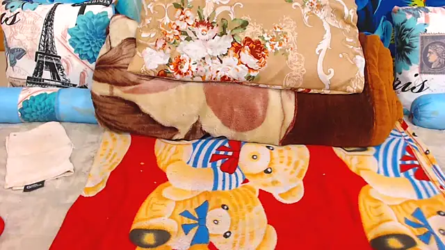 Snapshot of ChocolateClit chatting on 11/09/25, 04:16 ChocolateClit online show from 11/09/25, 04:16