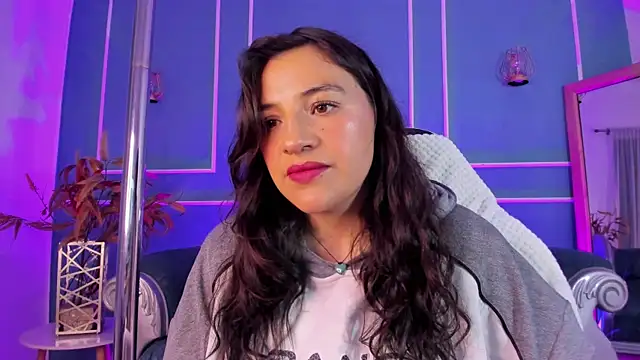 TaraTaylorr online show from 09/18/25, 02:13